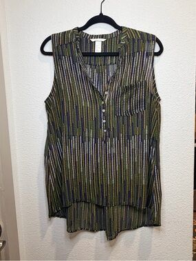 Sleeveless Striped V-Neck Top in Olive and Navy